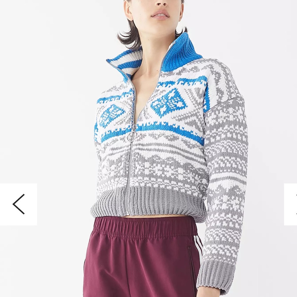 Urban Outfitters Scout Shrunken Zip-Up Sweater size medium